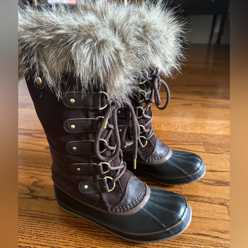Sorel Joan of Artic Boots, Size 7, Like New
